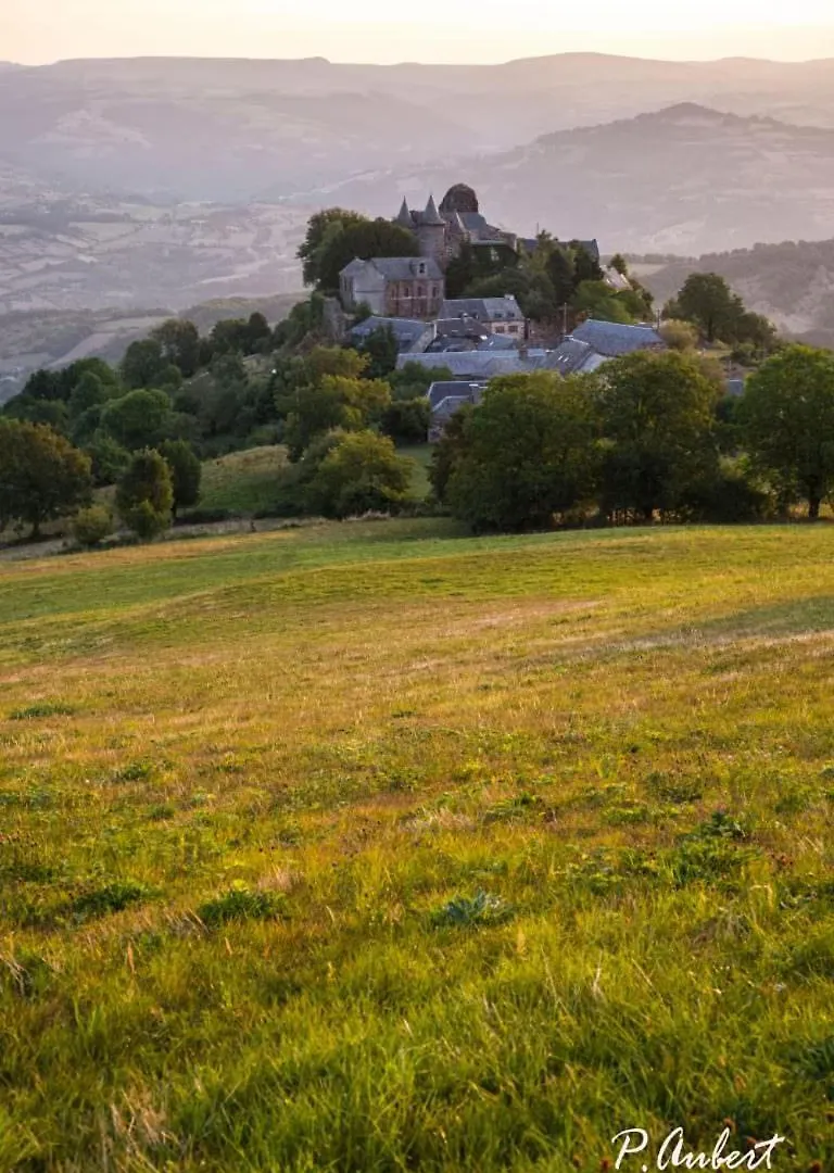Le Relais De Lassouts Francia