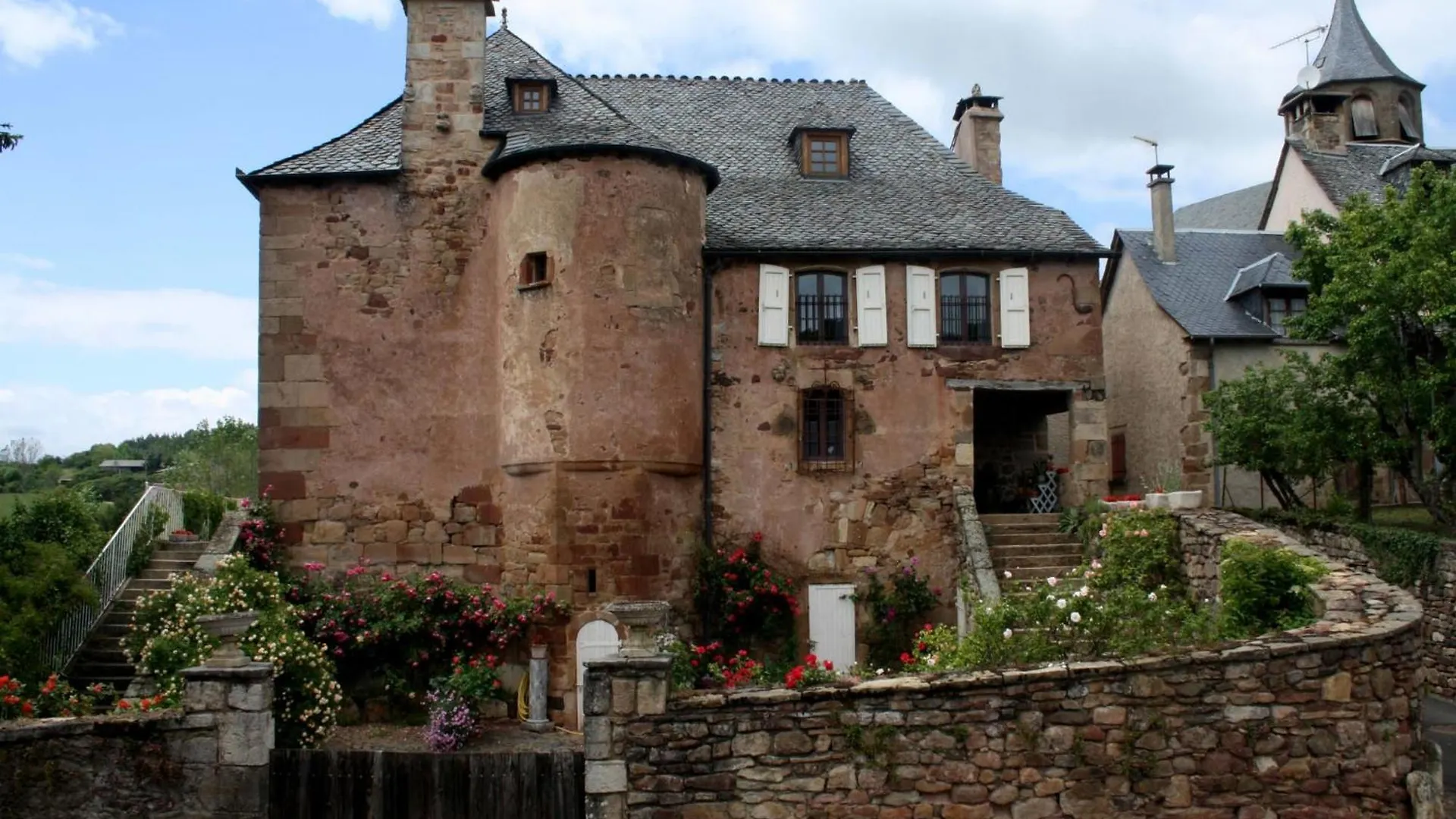 Le Relais De Lassouts 0*,
