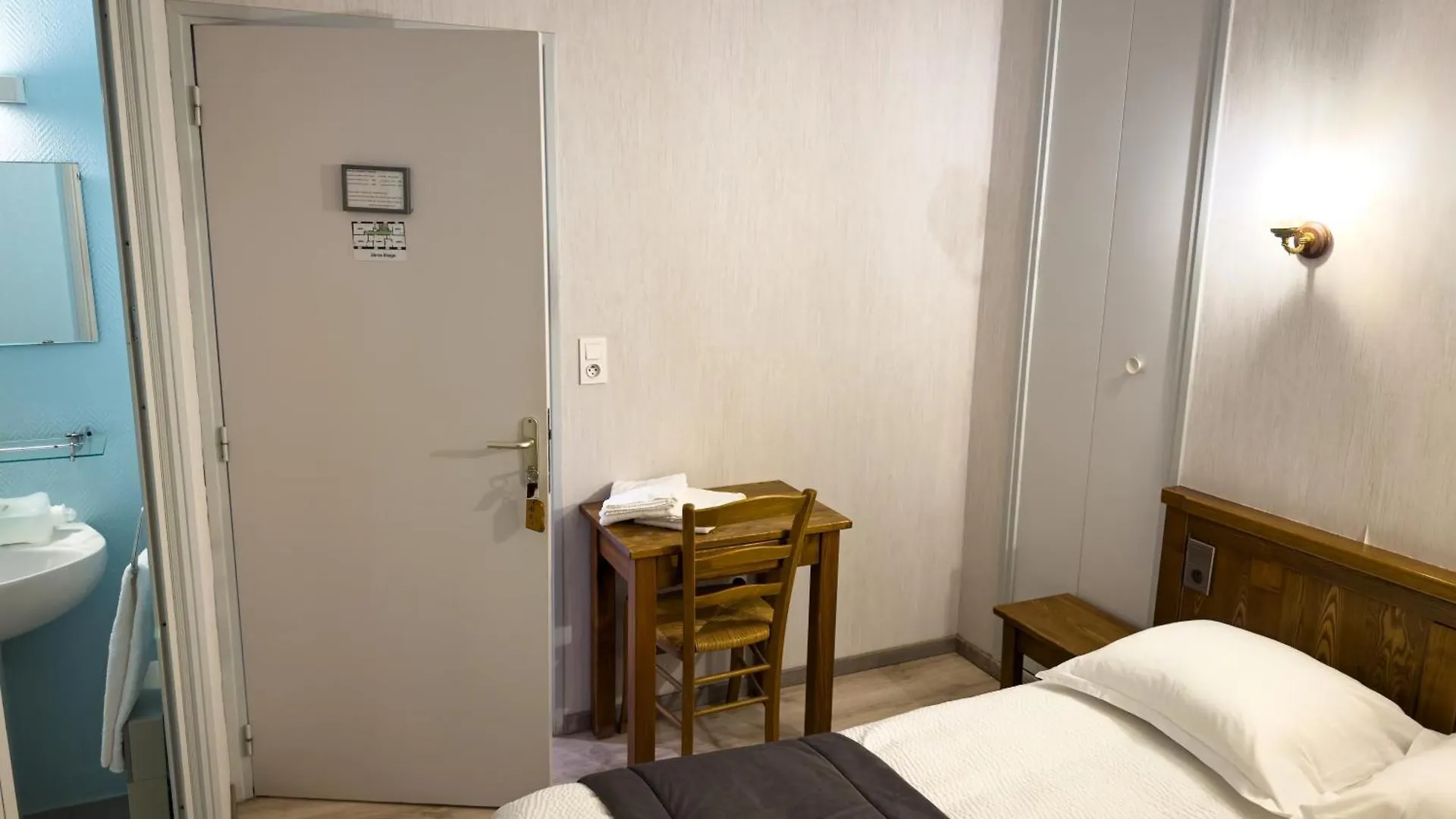 Le Relais De Lassouts Francia