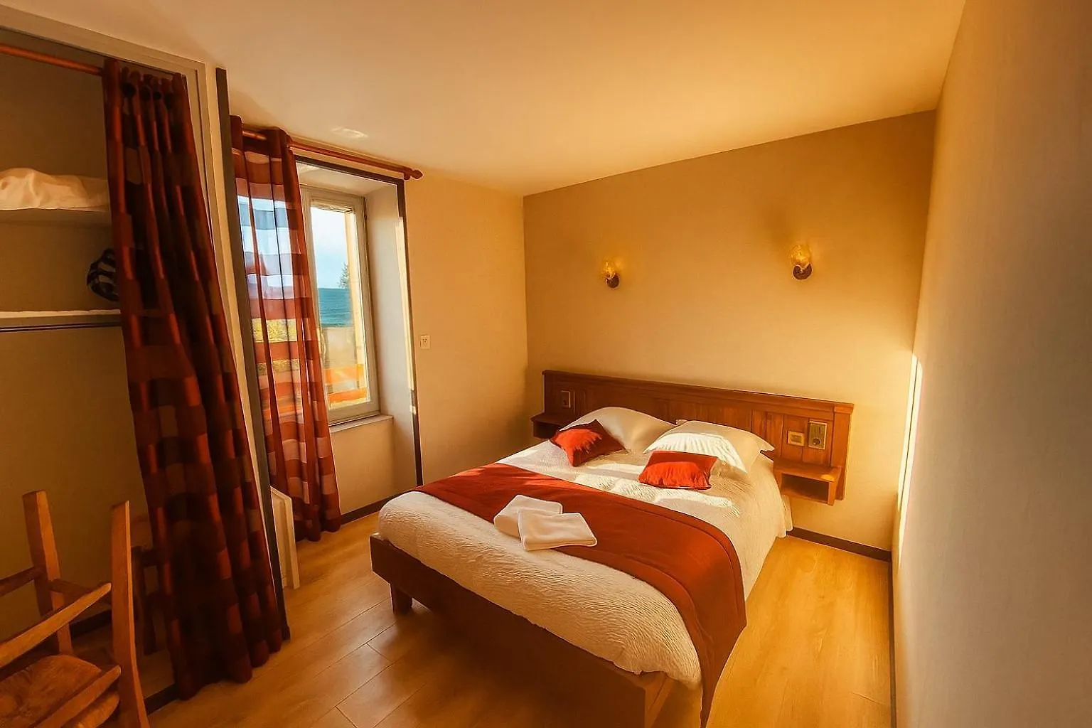 Le Relais De Lassouts Hotel